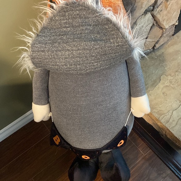 Large Halloween Gnome  with Orange and Black pumpkin hat - Picture 4 of 12